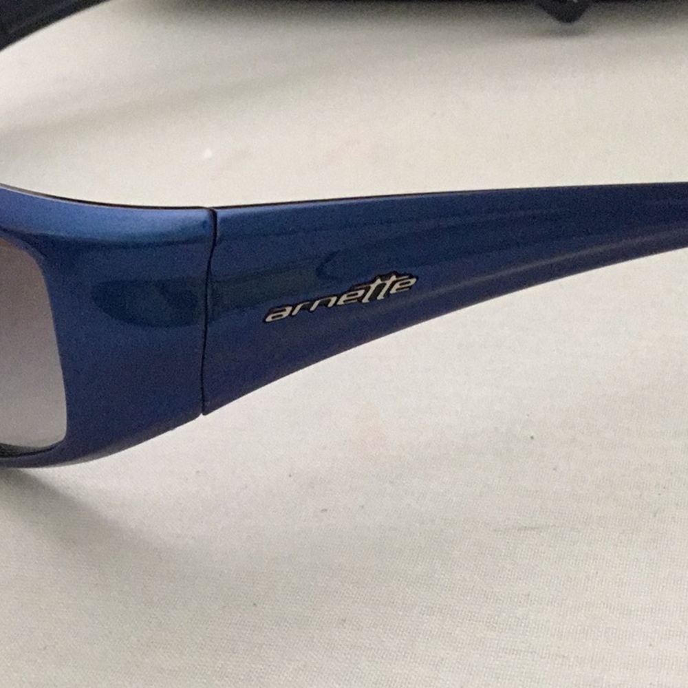 ARNETTE SUNGLASSES FOR MEN. - Picture 3 of 7